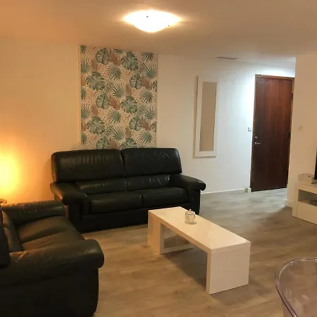Maison Au Calme Avec Parking En Petite Camargue Beauvoisin (Gard)