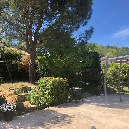 Maison Au Calme Avec Parking En Petite Camargue Beauvoisin (Gard)