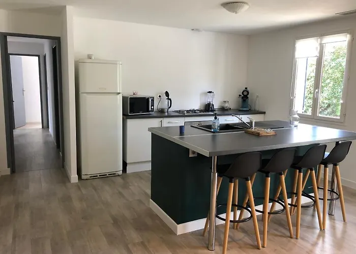 Maison Au Calme Avec Parking En Petite Camargue *