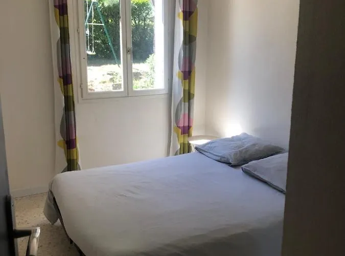 Maison Au Calme Avec Parking En Petite Camargue