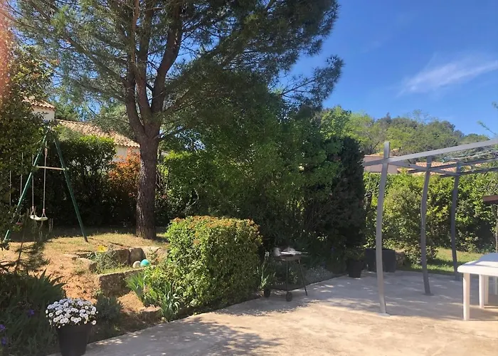 Maison Au Calme Avec Parking En Petite Camargue Beauvoisin (Gard)